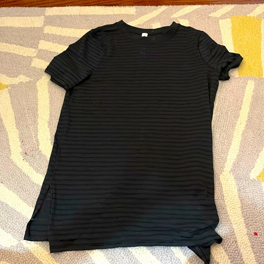 Lululemon sheet black tunic size 2